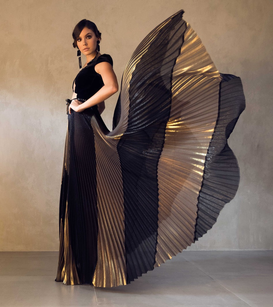 sunburst accordion pleated skirt with alternating gold and black lamé tiers